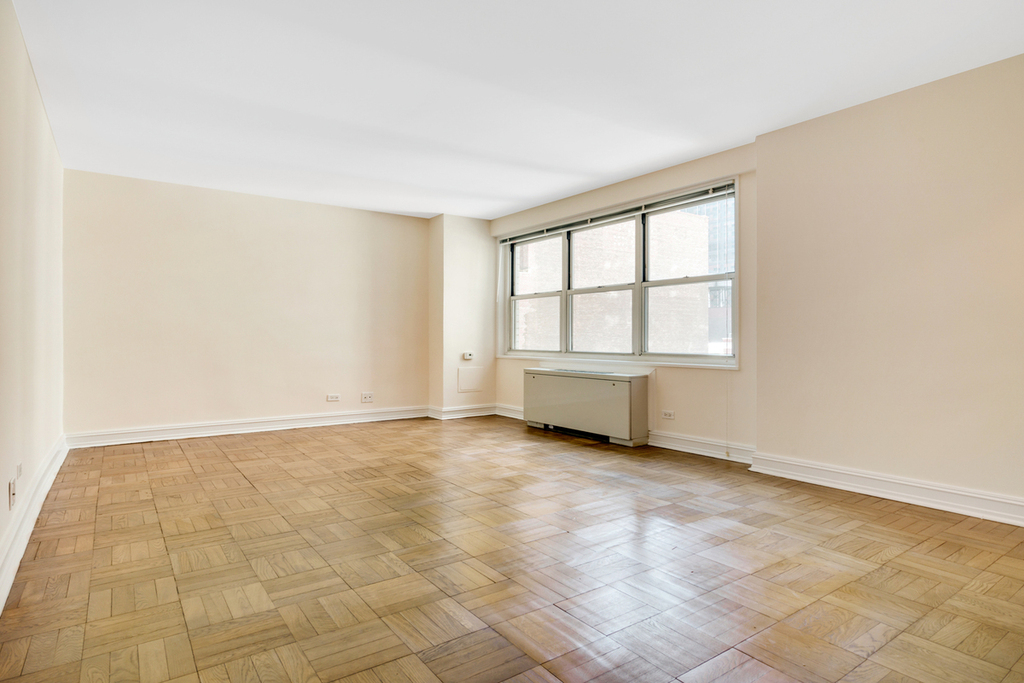 888 8th Avenue - Photo 2