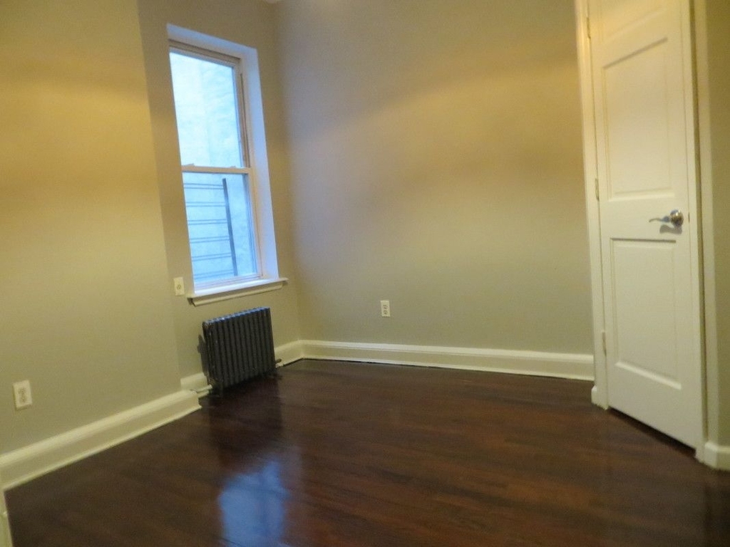 1257 Lincoln Place - Photo 9