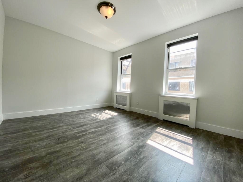 560 Lefferts Ave - Photo 11