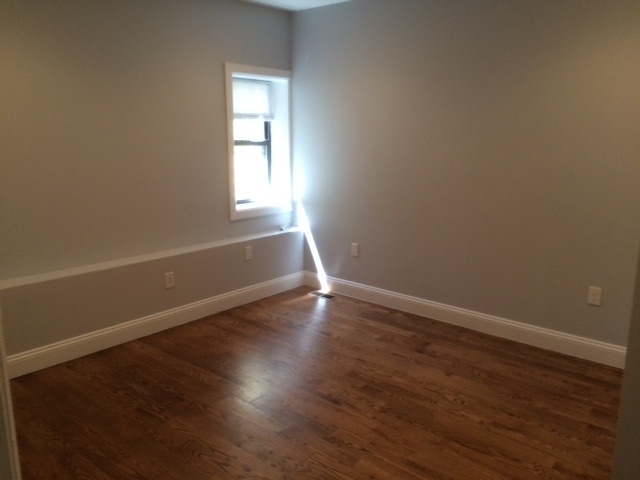 634 Hancock Street - Photo 1