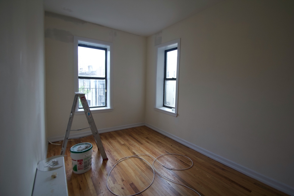 666 St Nicholas Avenue - Photo 4