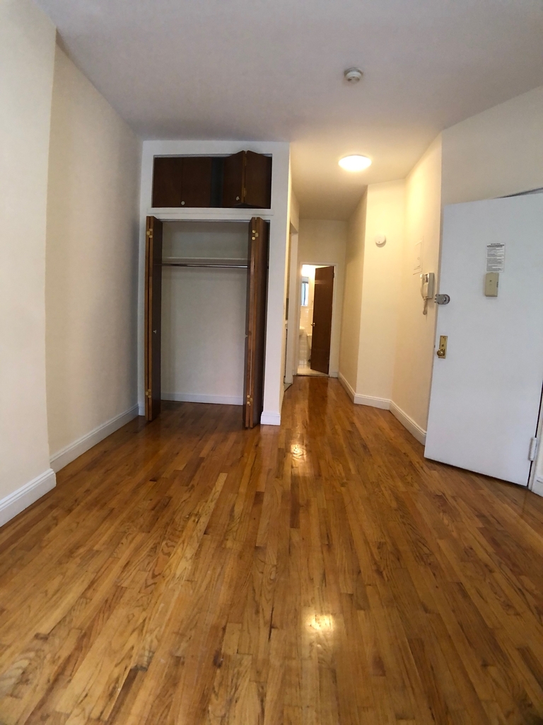 426 East 81st Street - Photo 1