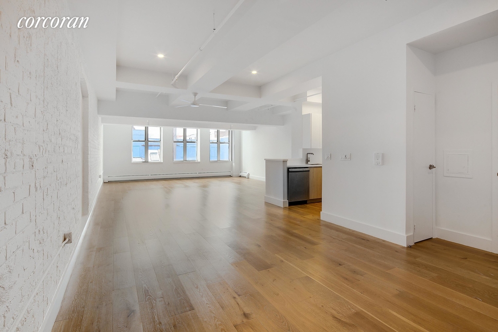 275 Park Avenue - Photo 4