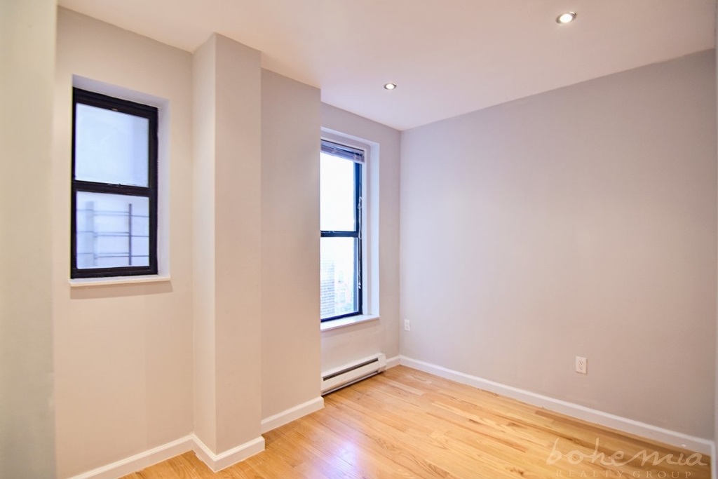 350 Manhattan Avenue - Photo 4