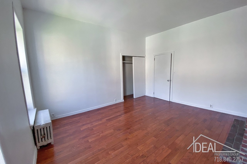 54 5th Avenue - Photo 5