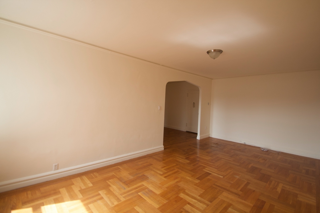 145 Seaman Avenue - Photo 1