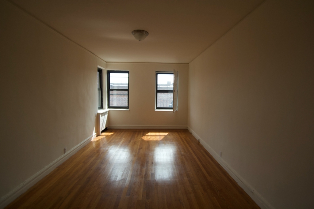 145 Seaman Avenue - Photo 9