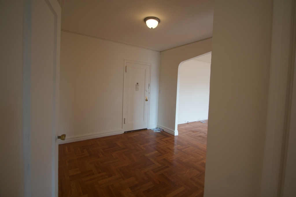 145 Seaman Avenue - Photo 11