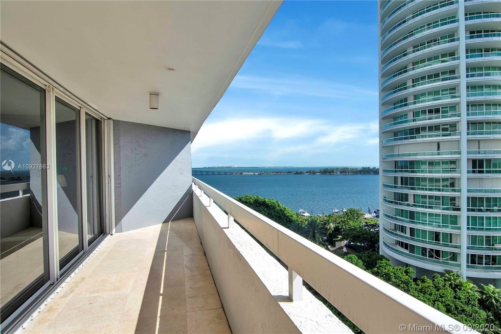 1627 Brickell Ave - Photo 8