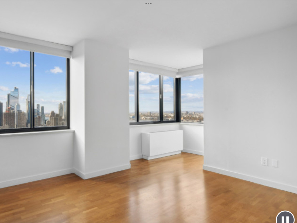27th and Park Avenue South  - Photo 0