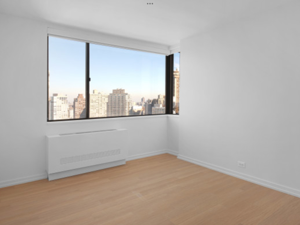 27th and Park Avenue South  - Photo 7