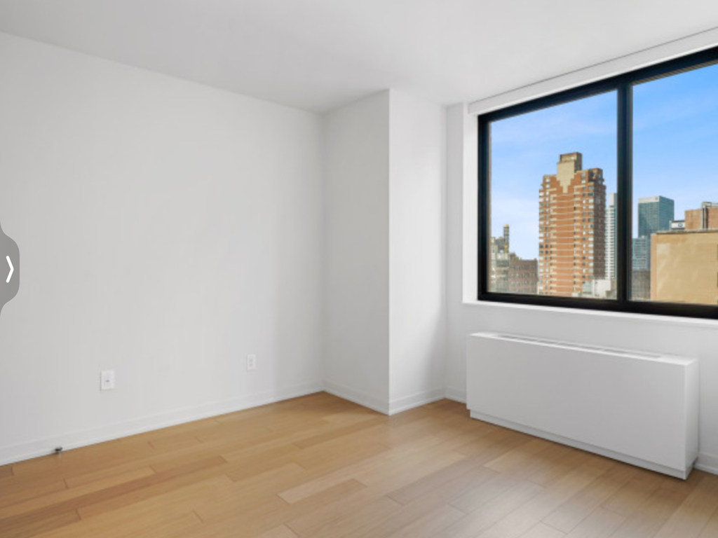 27th and Park Avenue South  - Photo 4