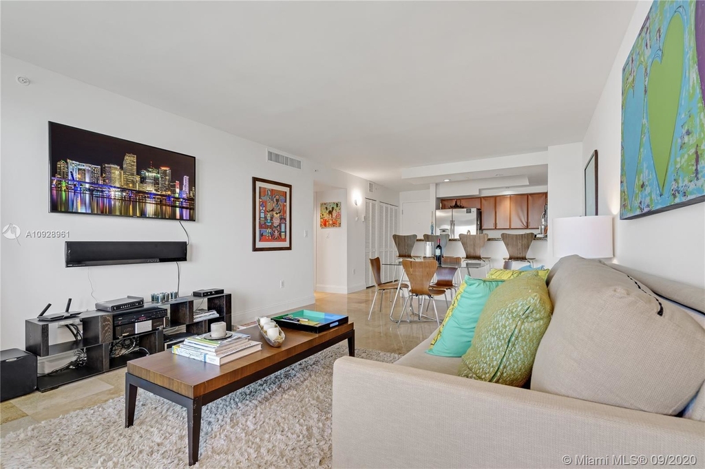 6917 Collins Ave - Photo 8