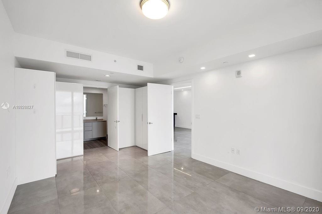 1010 Brickell Ave - Photo 19