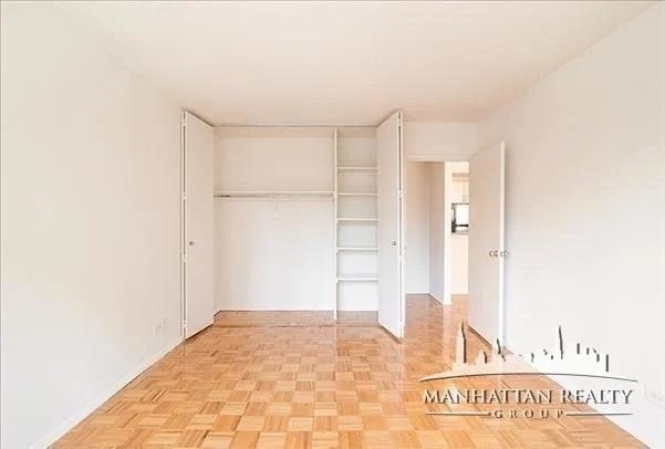 225 East 95th Street - Photo 3