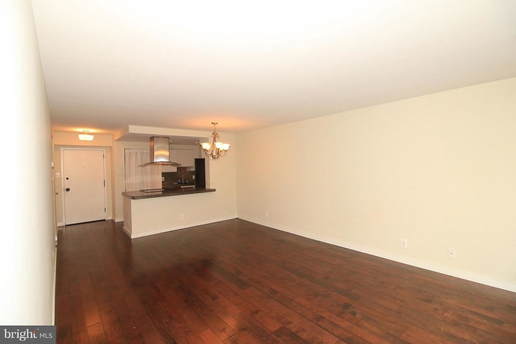 1140 23rd St Nw #105 - Photo 1