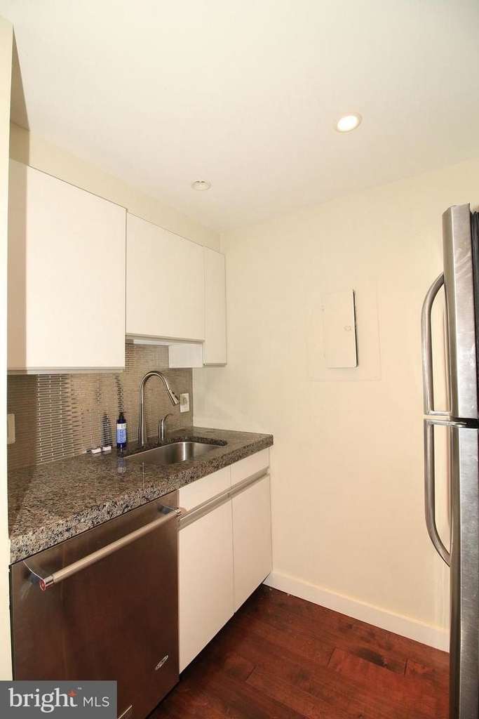 1140 23rd St Nw #105 - Photo 8
