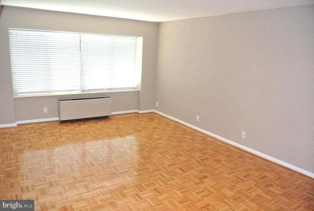 2405 I St Nw #2b - Photo 12