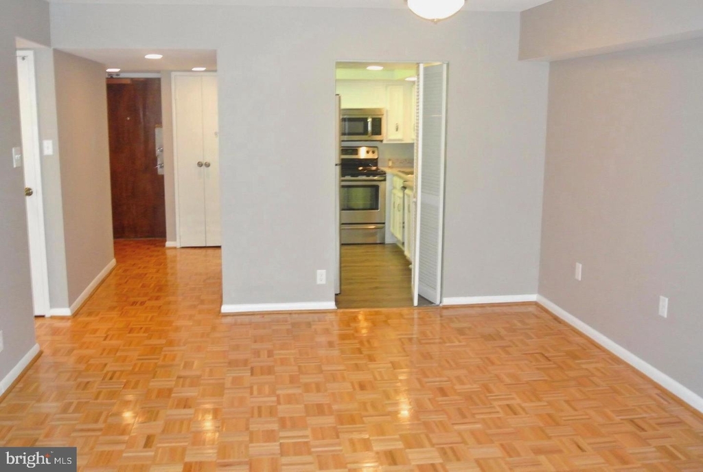 2405 I St Nw #2b - Photo 4