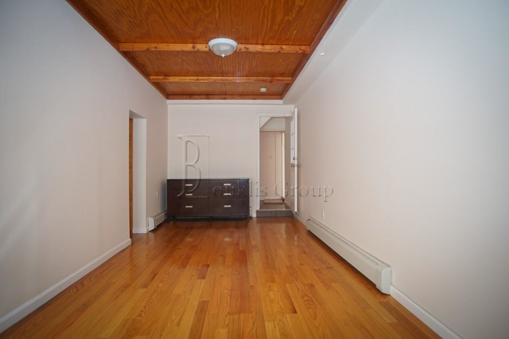 215 Lakeview Place - Photo 9