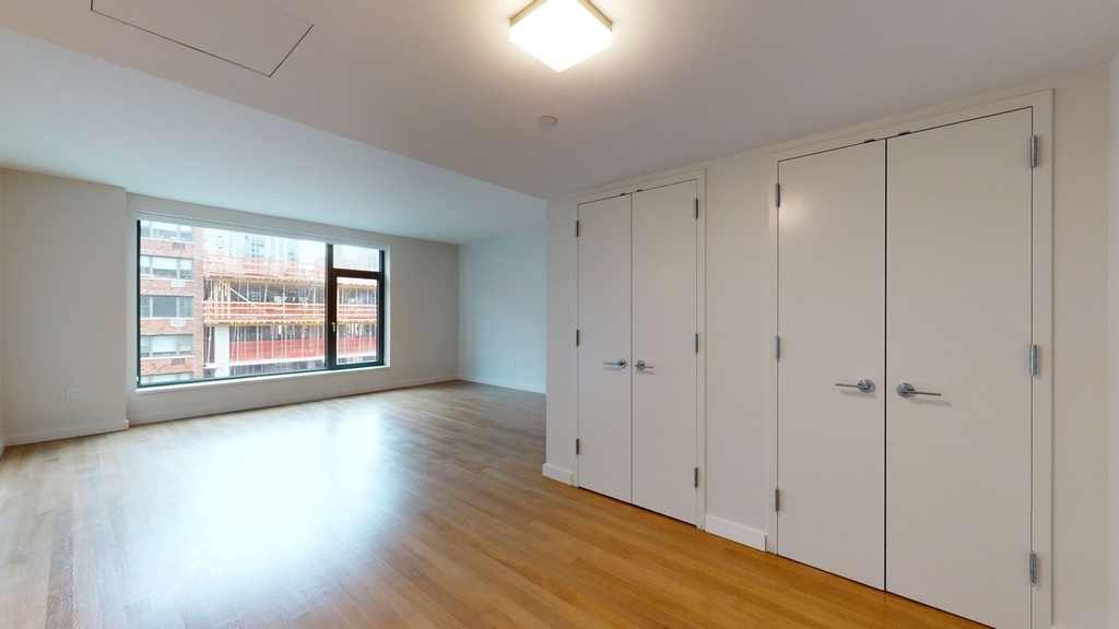 515 East 86th Street - Photo 5