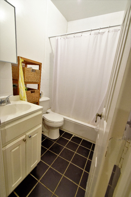 851 Lincoln Place - Photo 3