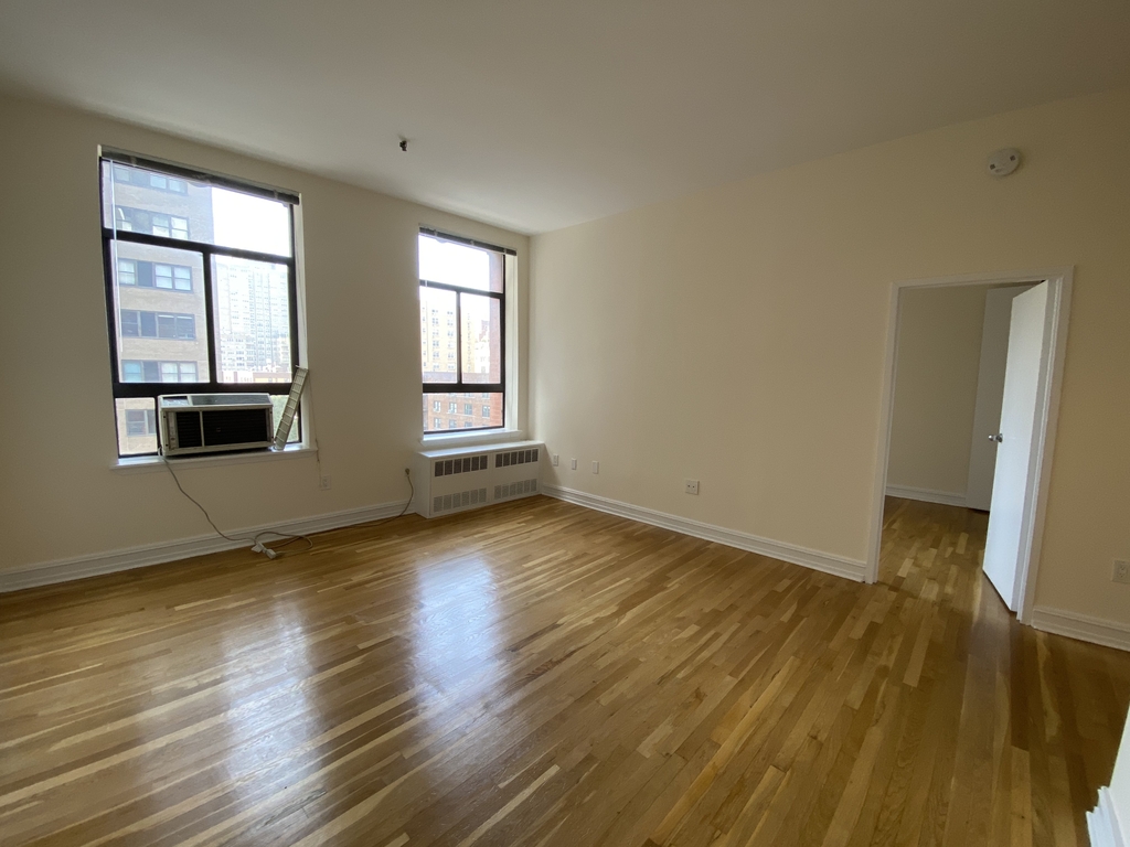 1 Astor Place - Photo 1