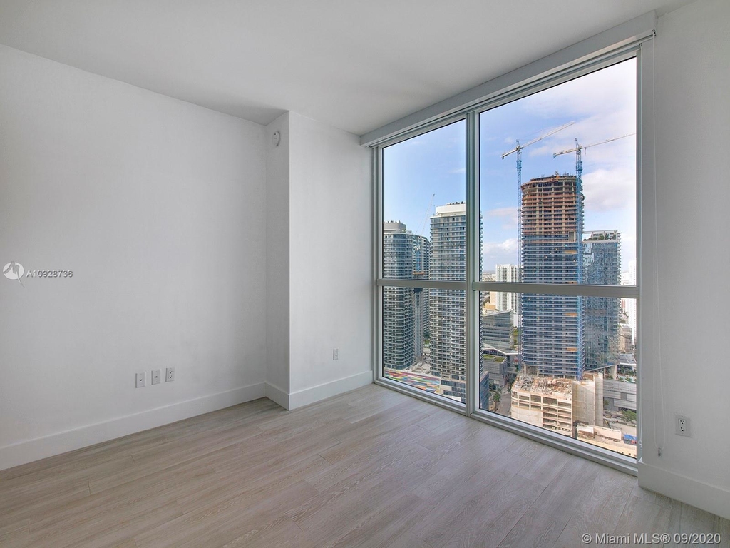 1080 Brickell Ave - Photo 12