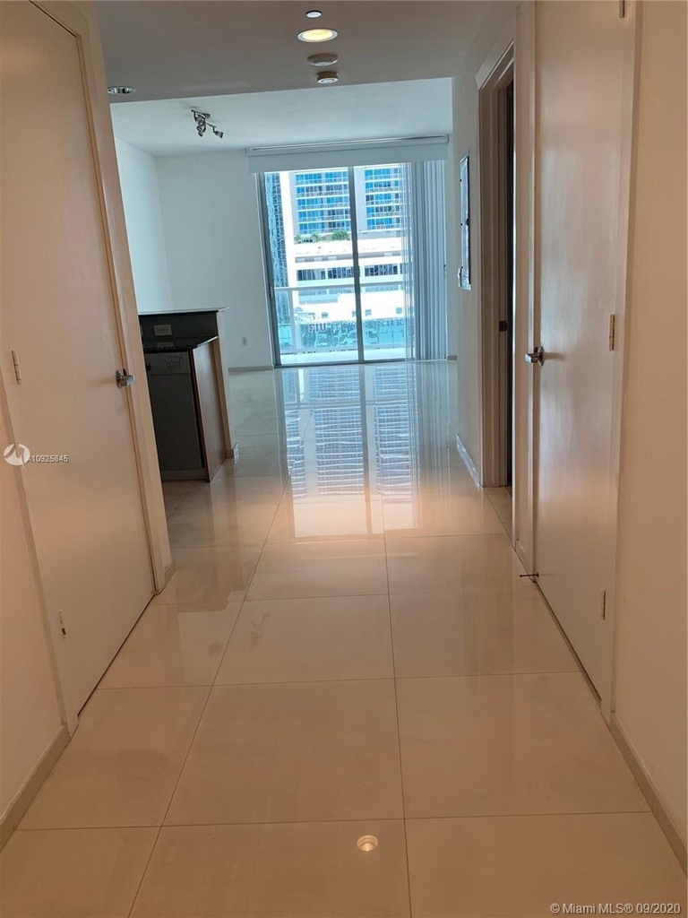 1050 Brickell Ave - Photo 6