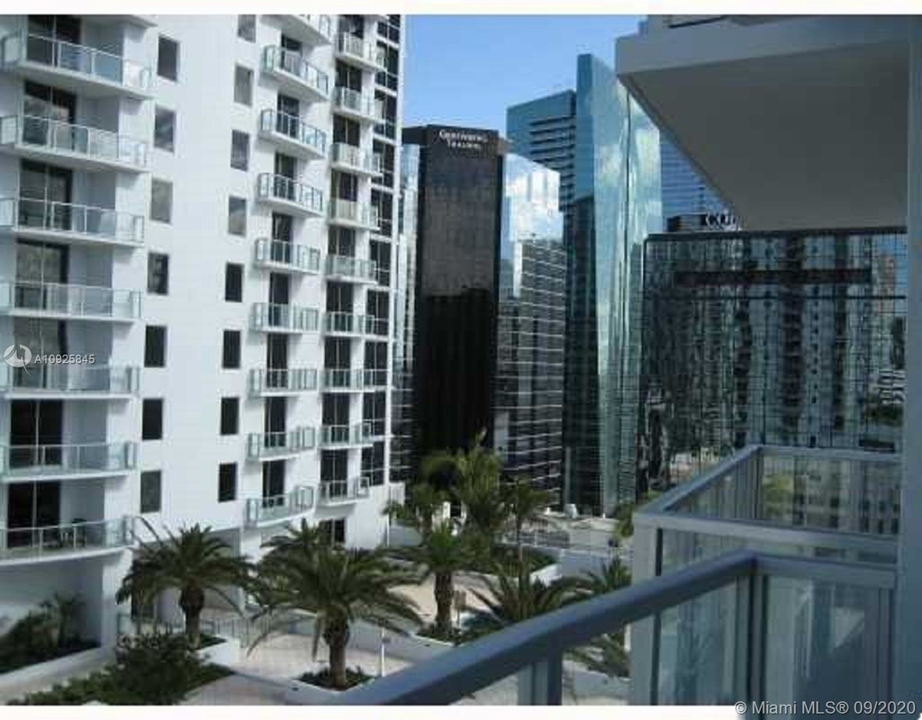 1050 Brickell Ave - Photo 9