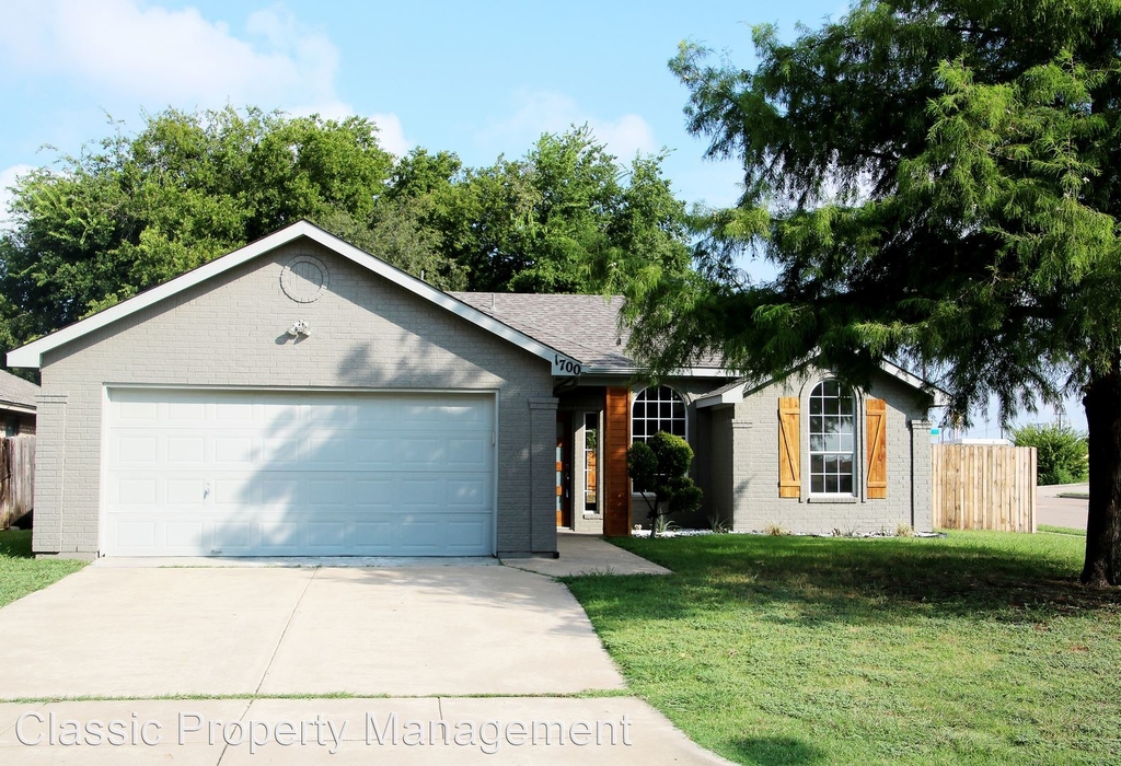 1700 Willow Park Dr. - Photo 0