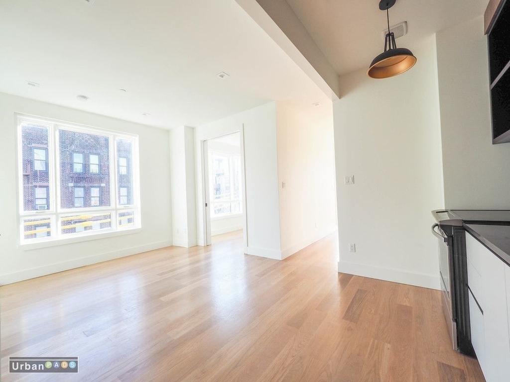 541 Kingston Ave #3A Brooklyn - Photo 4