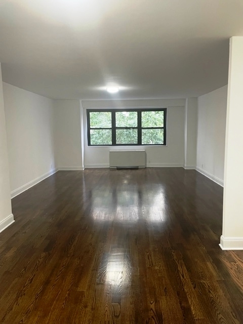 East 89th Street - Photo 4