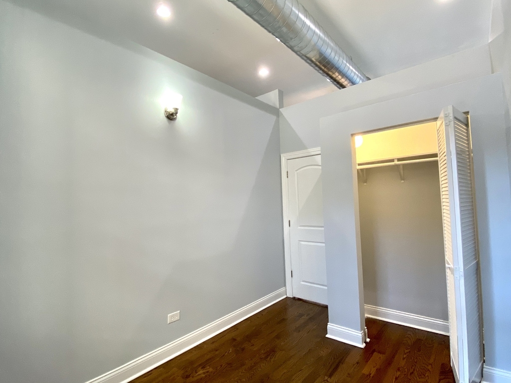 2349 West North Avenue - Photo 10