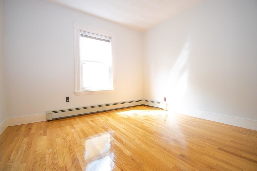 337 Washington Street Unit 2 - Photo 4