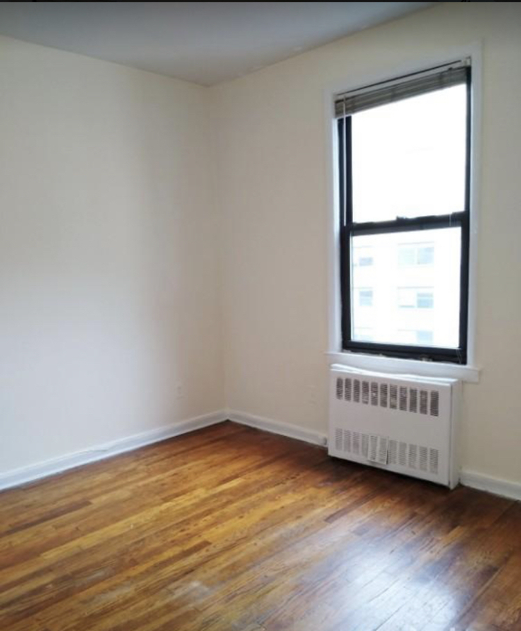 327 East 14th Street - Photo 2