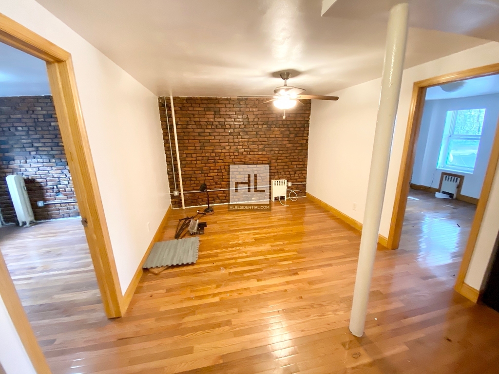 86 Hoyt Street - Photo 8