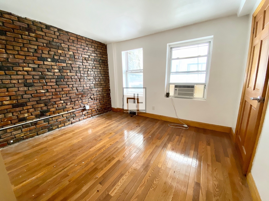 86 Hoyt Street - Photo 4