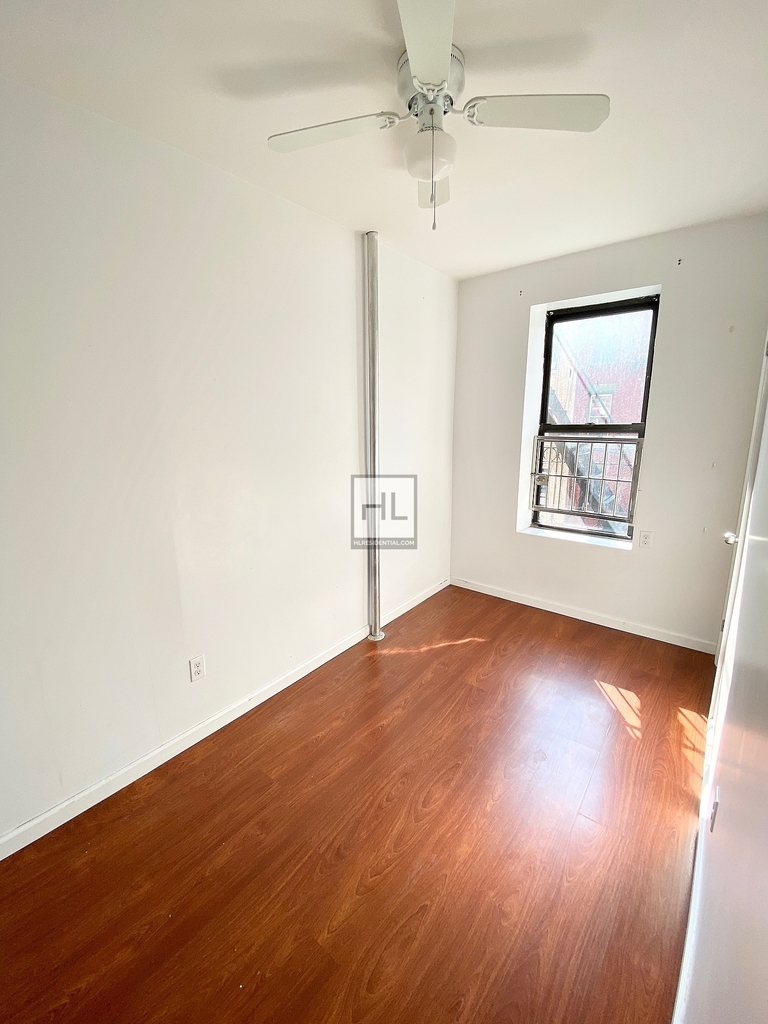 124 Mott Street - Photo 5