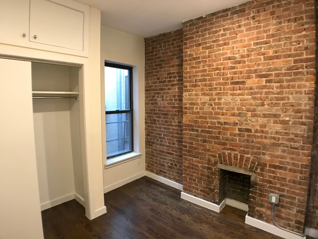 154 Adelphi Street - Photo 6