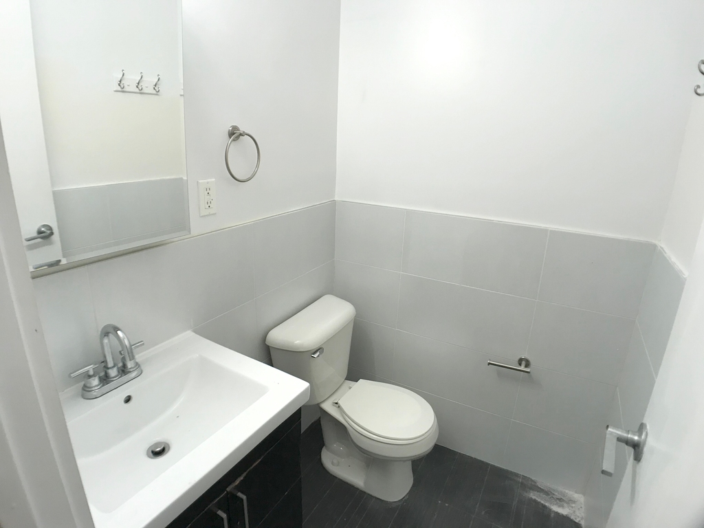 154 Adelphi Street - Photo 7