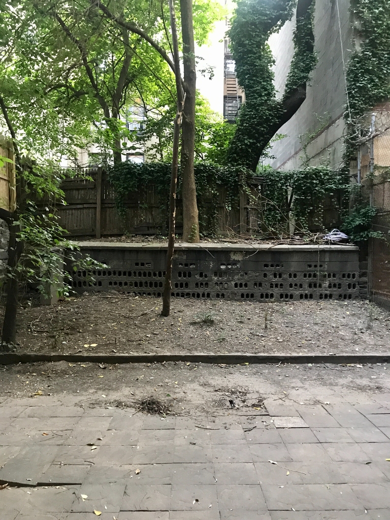 East 74th Street - Photo 10