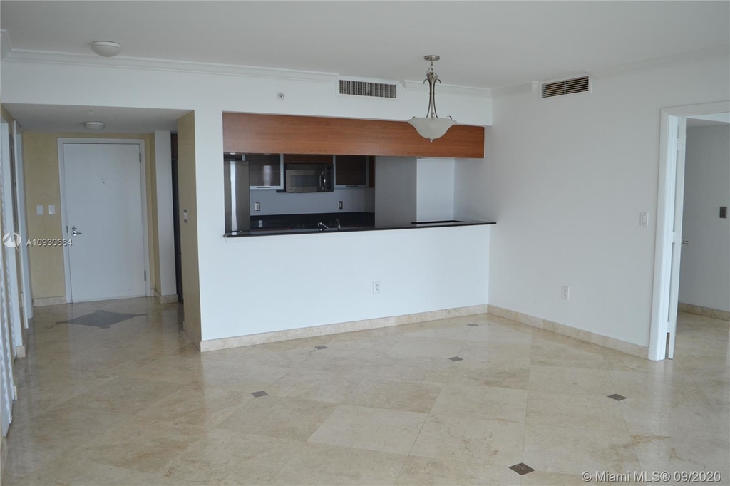 1800 N Bayshore Dr - Photo 25