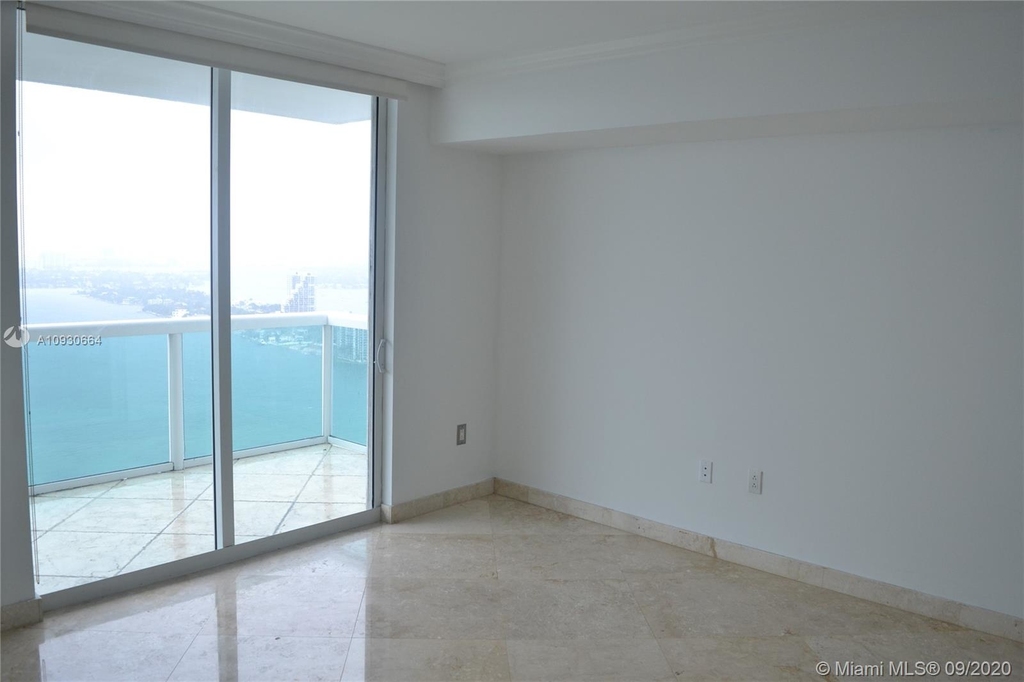 1800 N Bayshore Dr - Photo 16