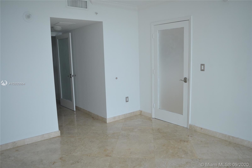 1800 N Bayshore Dr - Photo 18