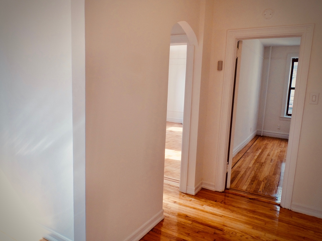 815 East 14th Street - Photo 5