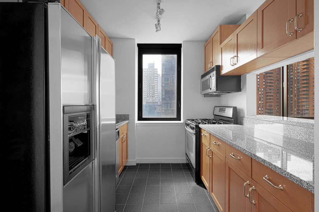 420 West 42nd Street #30F - Photo 3