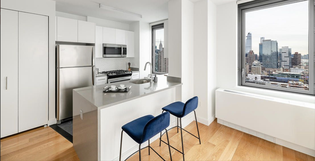 606 West 57th Street - Photo 3