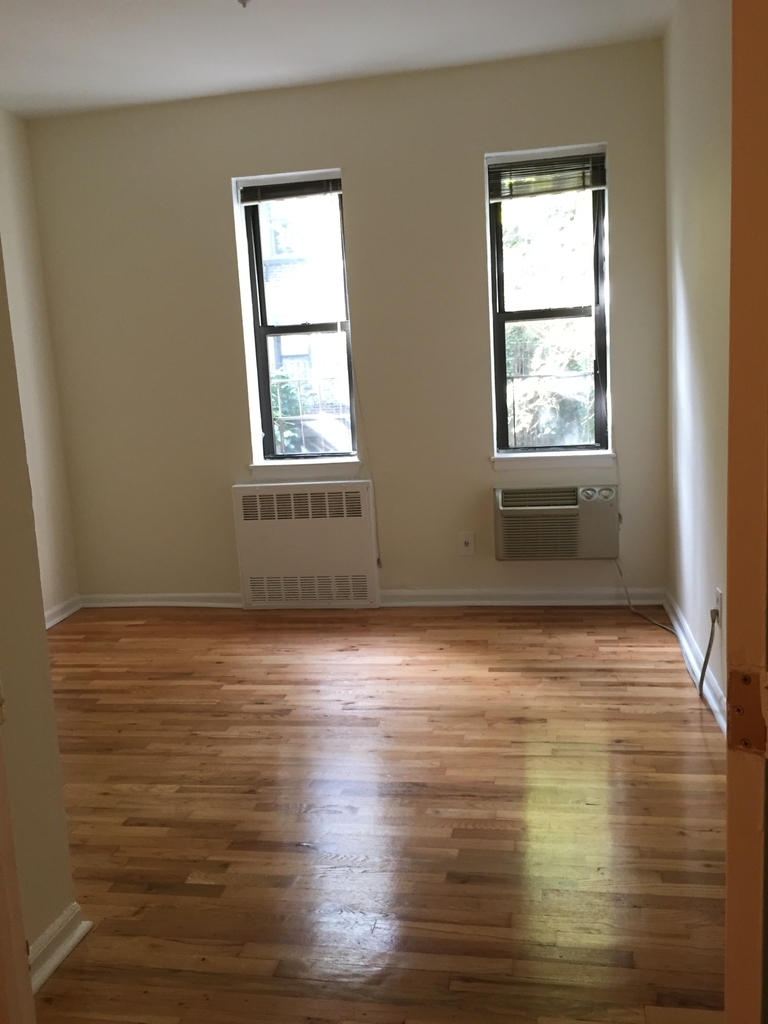 316 East 89th Street - Photo 6