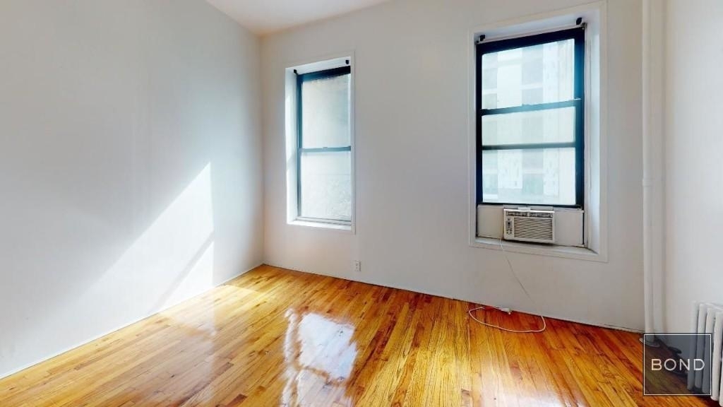 139 West 28th Street - Photo 0